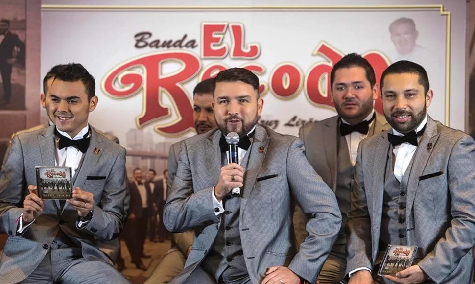 Precios, costos e informes de Banda el Recodo ¿Sabes Cuánto cobra Banda el Recodo por evento publico o privado?